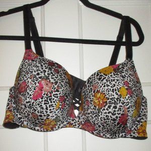 EUC  Torrid Curve 44C Push up bra animal print with flowers smooth shaping